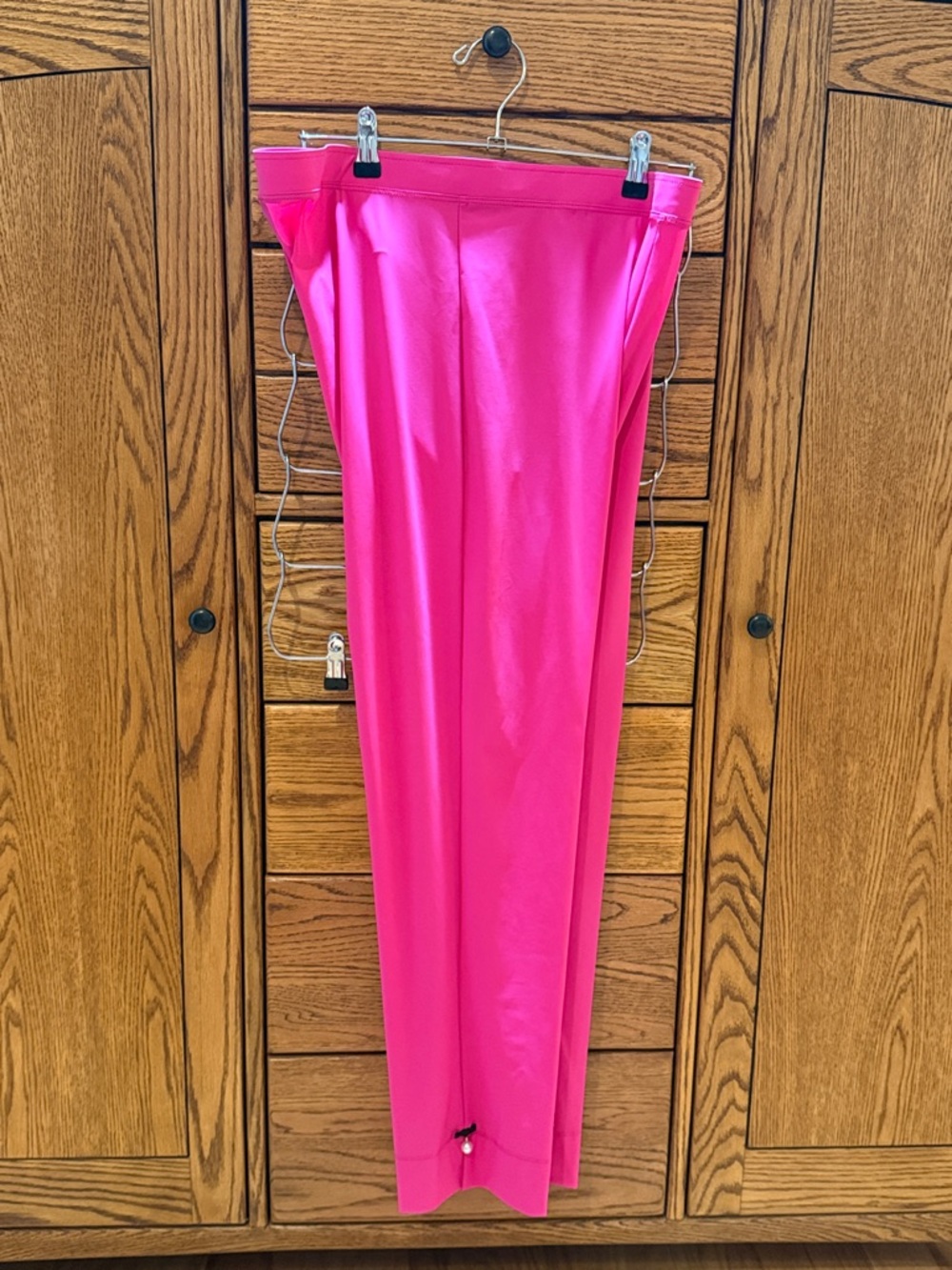 Bright Pink women’s Pull-On Pants w/pearl at hem.